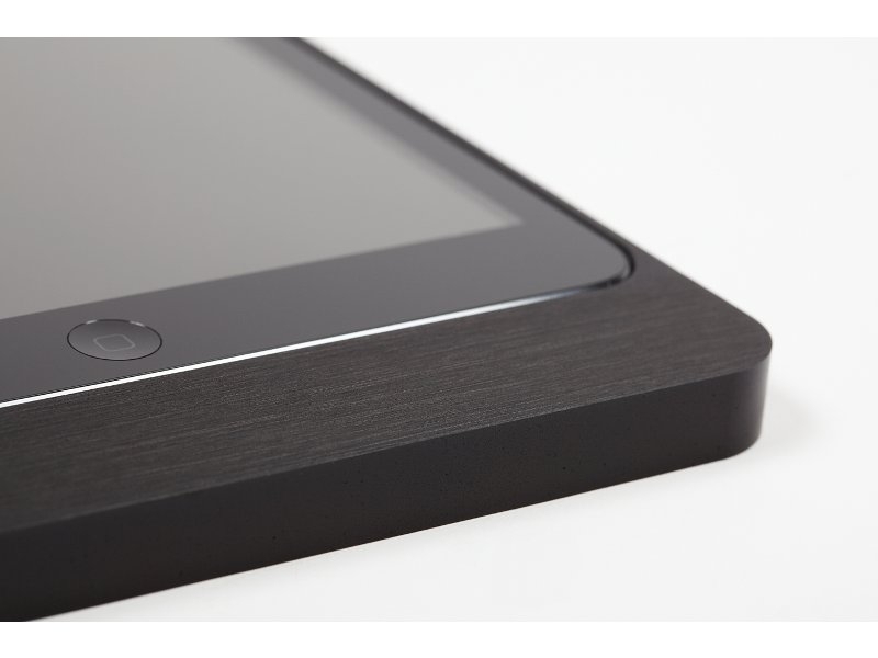 Basalte Eve iPad 9.7 Zoll Tablethalter rund gebürstetes Schwarz abgerundete Ecken