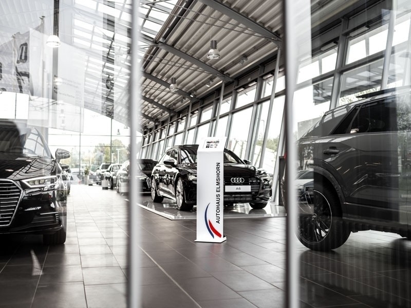 TabLines TBS020 Design Tablet Bodenständer Samsung Tab 4 10.1 Autohaus TabLines TBS020 Design Tablet Bodenständer Samsung Tab 4 10.1 Autohaus