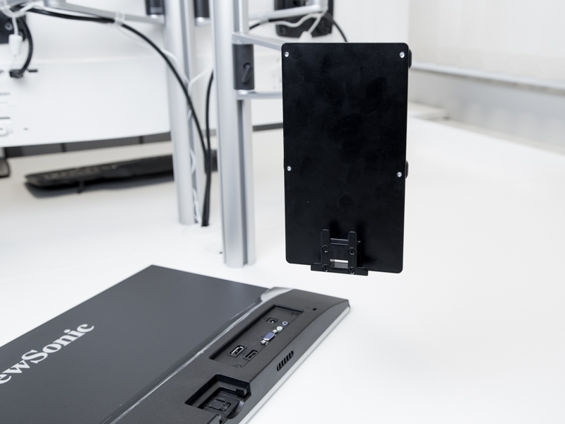 MonLines V018B VESA Adapter für ViewSonic Monitore front MonLines V018B VESA Adapter für ViewSonic Monitore front