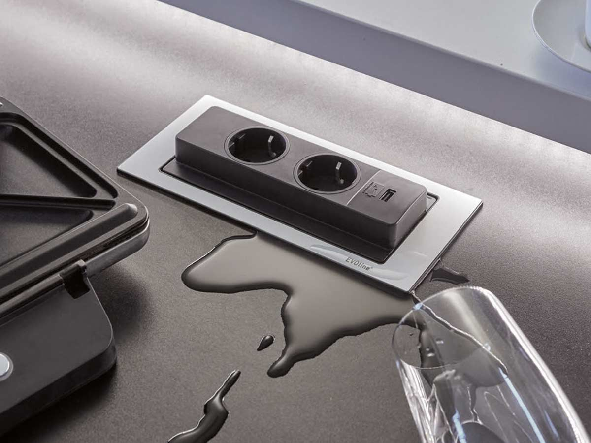 EVOLine BackFlip Cuisine 2x Steckdose, 1x USB Charger Wasserfest EVOLine BackFlip Cuisine 2x Steckdose, 1x USB Charger Wasserfest