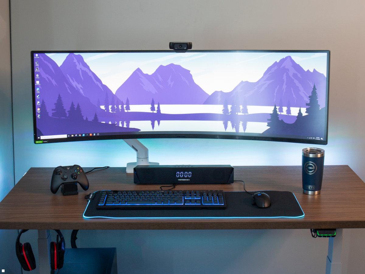 Monitorhalterung Heavy-Duty Ergotron 98-540-216 Monitorgelenk, Anwendungsbeispiel Homeoffice  Monitorhalterung Heavy-Duty Ergotron 98-540-216 Monitorgelenk, Anwendungsbeispiel Homeoffice