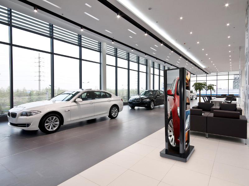 peerless KIP586-2LG-EUK Dual-Totem-Kiosk Anwendung