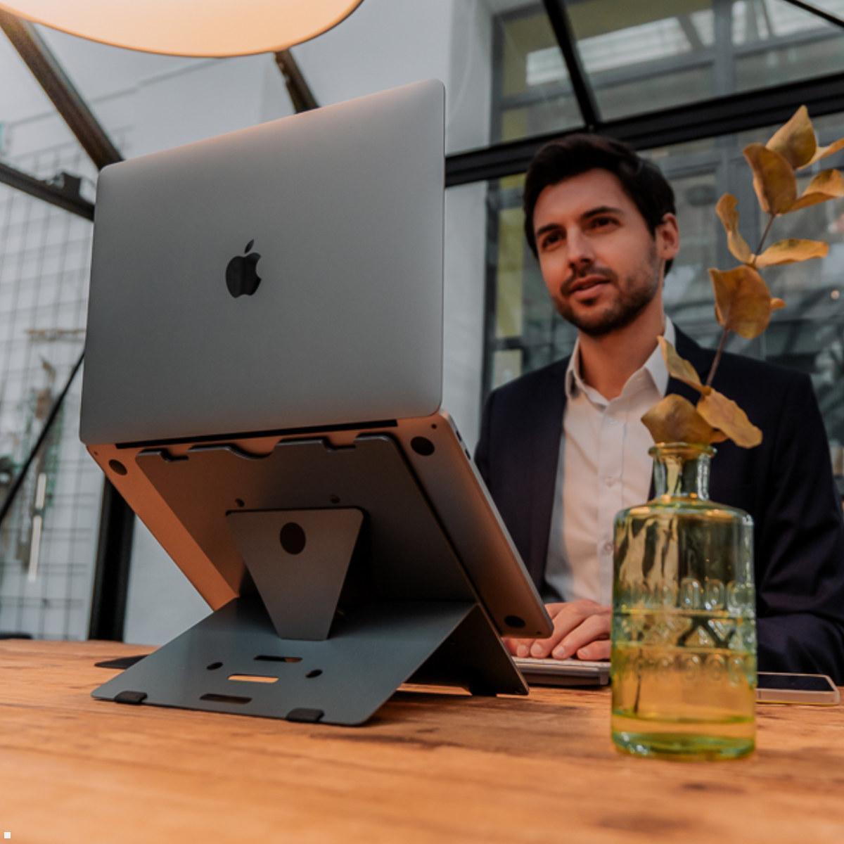 BakkerElkhuizen Laptopständer Ergo-Q 160, höhenverstellbar (BNEQ160DG) Ergonomie BakkerElkhuizen Laptopständer Ergo-Q 160, höhenverstellbar (BNEQ160DG) Ergonomie