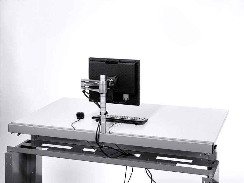CBS Wishbone Standard Monitorhalter Anwendungsbeispiel