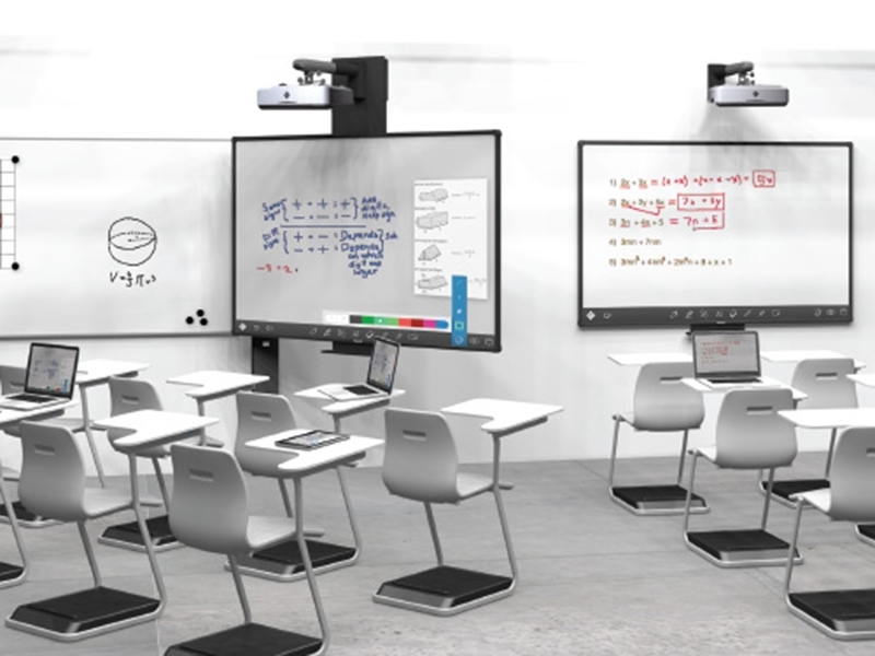 i3 Technologies interaktives Whiteboard 87 Zoll 10-Touch Duo im Unterricht
