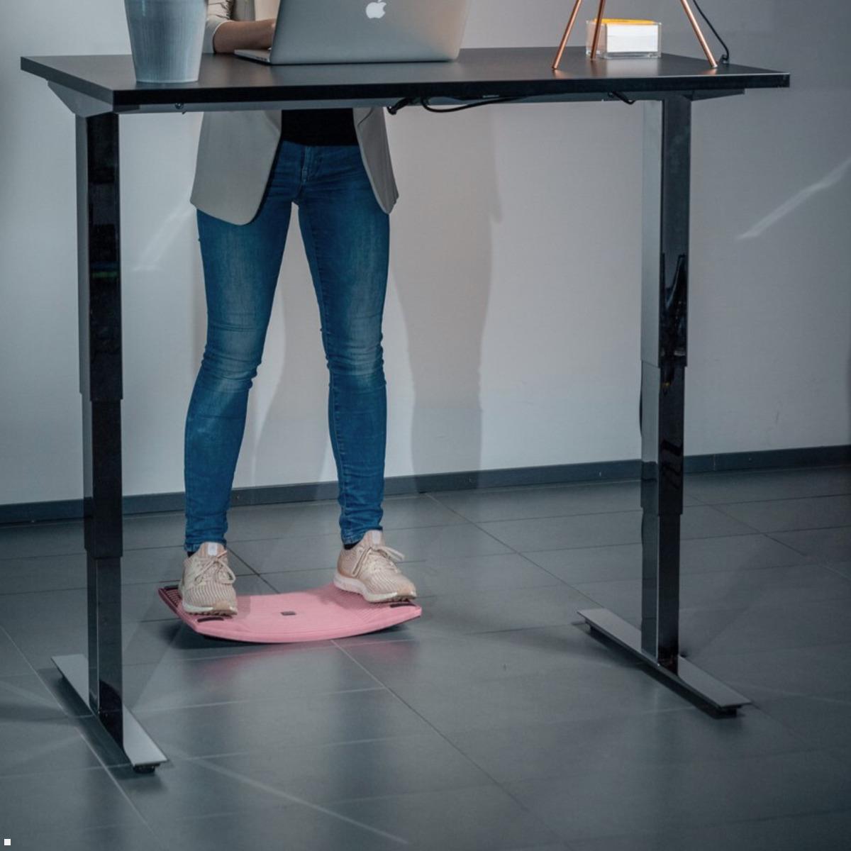 Gymba Active Board inkl. Massagebälle, Anwendungsbeispiel