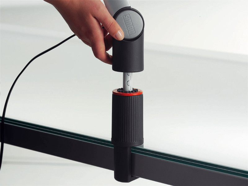 Novus ScopeMaster Telefonhalterung lichtgrau (714+0002+000) leichte Installation Novus ScopeMaster Telefonhalterung lichtgrau (714+0002+000) leichte Installation