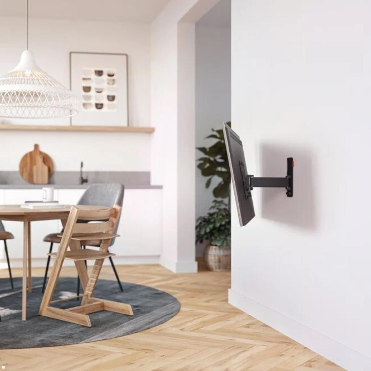 Vogels COMFORT TVM 3225 schwenkbare TV Wandhalterung 19 - 43 Zoll, schwarz Anwendungsbeispiel Vogels COMFORT TVM 3225 schwenkbare TV Wandhalterung 19 - 43 Zoll, schwarz Anwendungsbeispiel