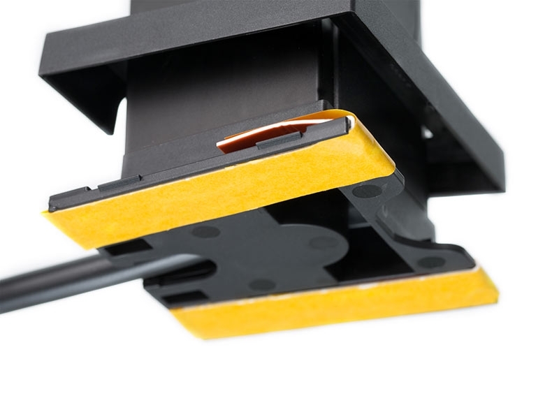 EVOline Up 2x Steckdose mit USB Charger, vertikal inkl. Klebestreifen EVOline Up 2x Steckdose mit USB Charger, vertikal inkl. Klebestreifen