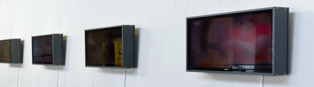 Monitor Schutzgehäuse - Bildschirmhalter für 50-64 Zoll Monitore