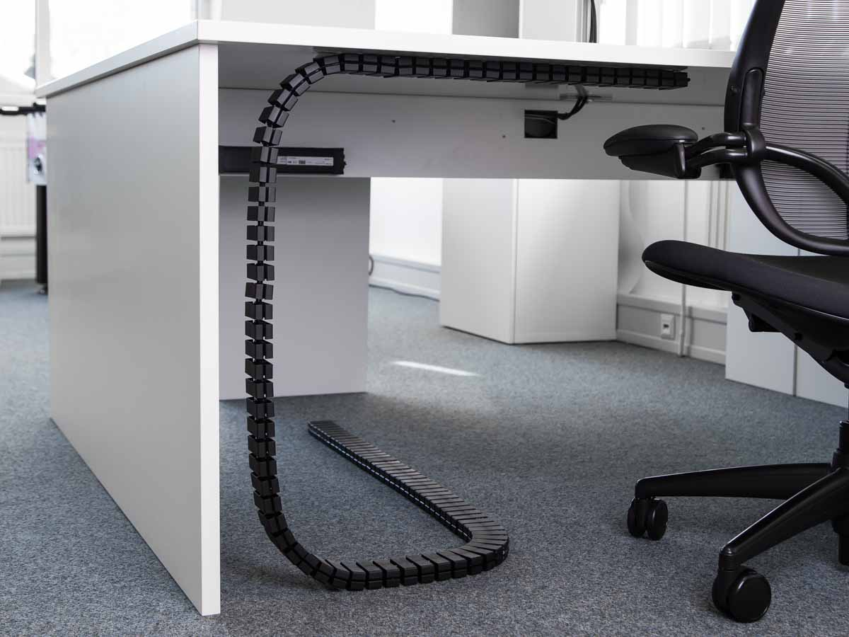 Bachmann Kabelschlange Cube schwarz (930.058) Bachmann Kabelschlange Cube schwarz (930.058)