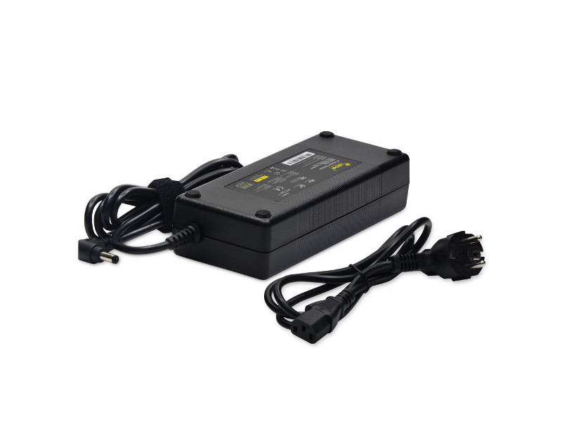 LEICKE ULL-Netzteil für vielfältige Anwendungen, 150W LEICKE ULL-Netzteil für vielfältige Anwendungen, 150W