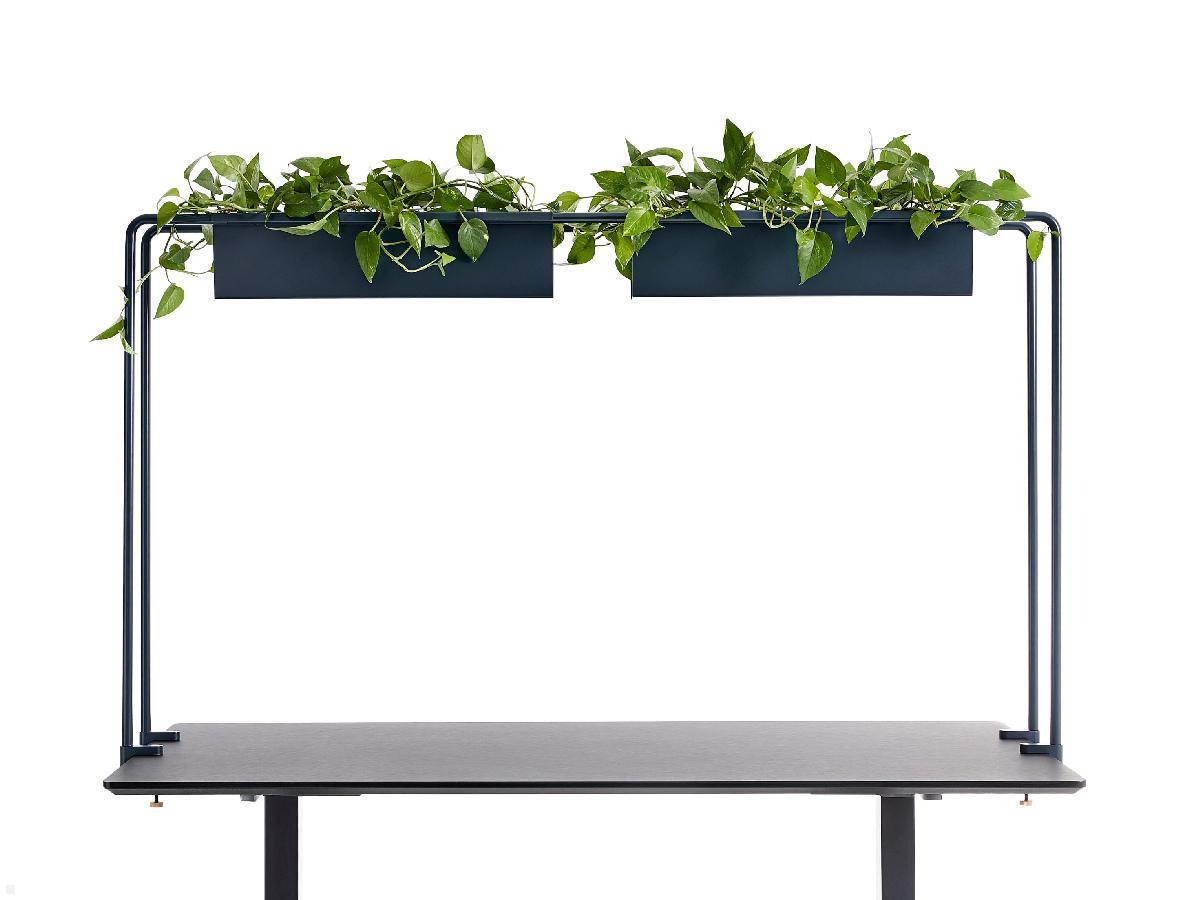APTO Schreibtisch Halterung für Blumenkästen 160x80,2cm mit Tischklemmen, marineblau APTO Schreibtisch Halterung für Blumenkästen 160x80,2cm mit Tischklemmen, marineblau