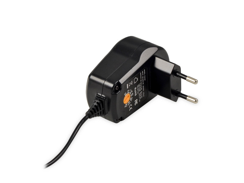 LEICKE NT33405 Universalnetzteil für Smartphones, Tablets, Navigationsgeräte