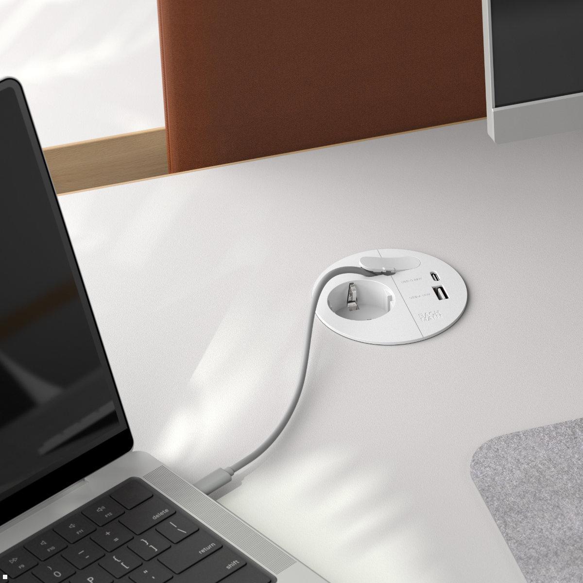 Bachmann LOOP IN CHARGE Steckdose USB A/C GST18, weiß (938.303), Kabeldurchlass Bachmann LOOP IN CHARGE Steckdose USB A/C GST18, weiß (938.303), Kabeldurchlass