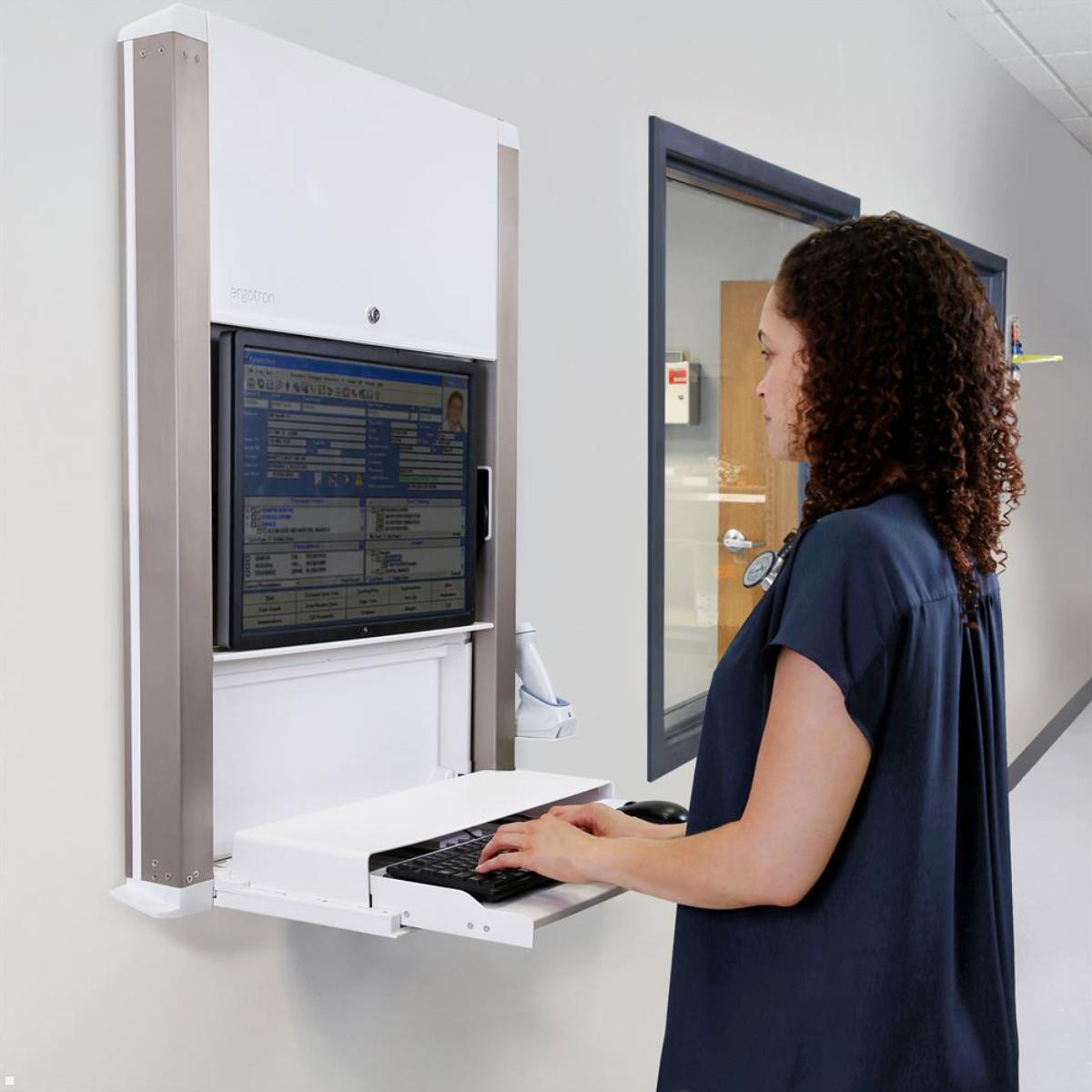 Ergotron CareFit PC Wandarbeitsplatz mit Gehäuse, weiß (61-367-030), Anwendungsbeispiel Ergotron CareFit PC Wandarbeitsplatz mit Gehäuse, weiß (61-367-030), Anwendungsbeispiel