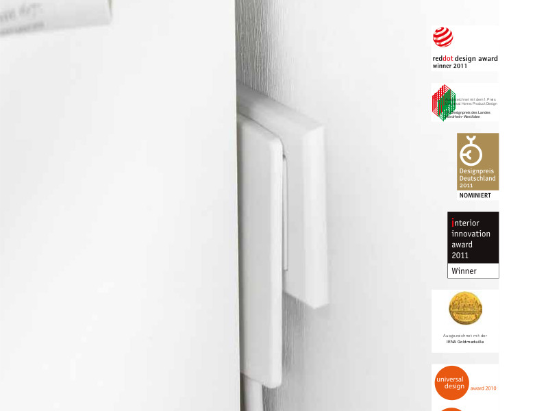 EVOline Plug Schutzkontakstecker weiß EVOline Plug Schutzkontakstecker weiß