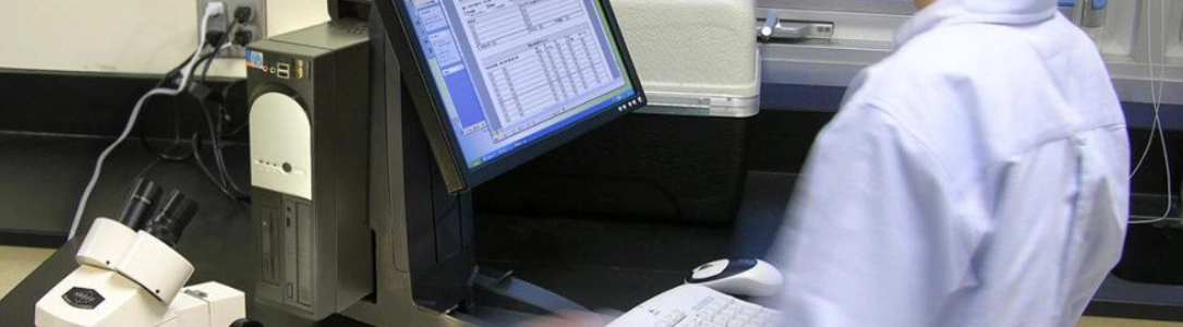 PC Halterung Schreibtisch unter Tisch diebstahlsicher Thin Client PC Halterung Schreibtisch unter Tisch diebstahlsicher Thin Client