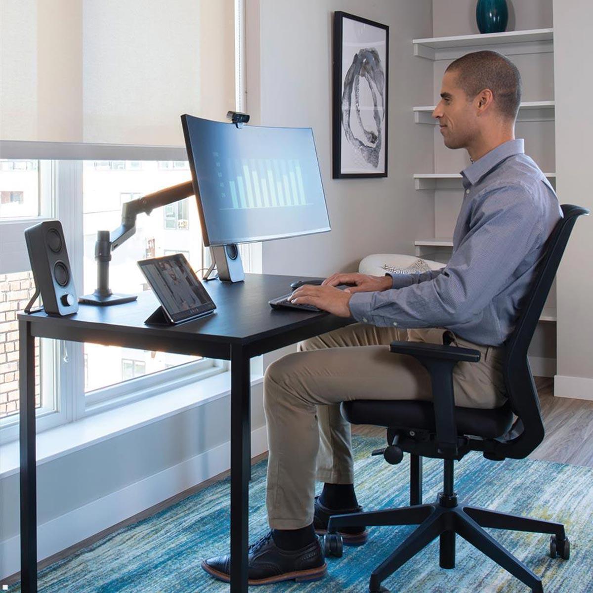 Humanscale M2.1 Monitorhalterung für USM Tische, silber