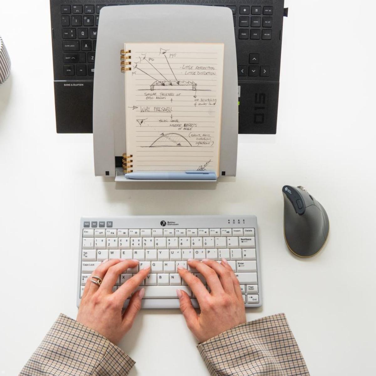 BakkerElkhuizen Laptopständer Ergo-Q 330 Circular (BNEQ330C), Anwendungsbeispiel BakkerElkhuizen Laptopständer Ergo-Q 330 Circular (BNEQ330C), Anwendungsbeispiel