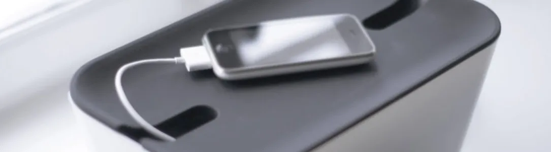 Kabelmanagement - Kabelbox Kabelmanagement - Kabelbox