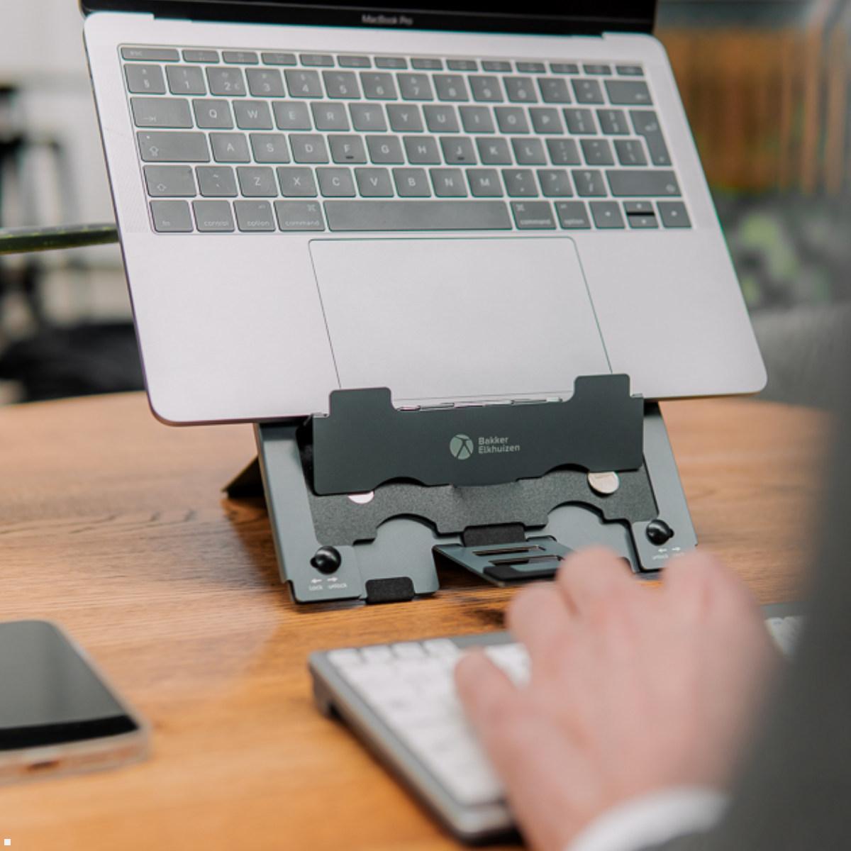 BakkerElkhuizen Laptopständer / Tabletständer Ergo-Q Hybrid Pro (BNEQHPDG) Hybrider Arbeitsplatz BakkerElkhuizen Laptopständer / Tabletständer Ergo-Q Hybrid Pro (BNEQHPDG) Hybrider Arbeitsplatz