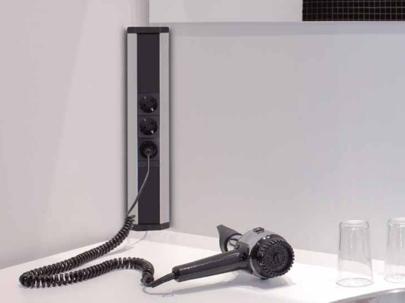 EVOline V-Dock Steckdose Badezimmer EVOline V-Dock Steckdose Badezimmer