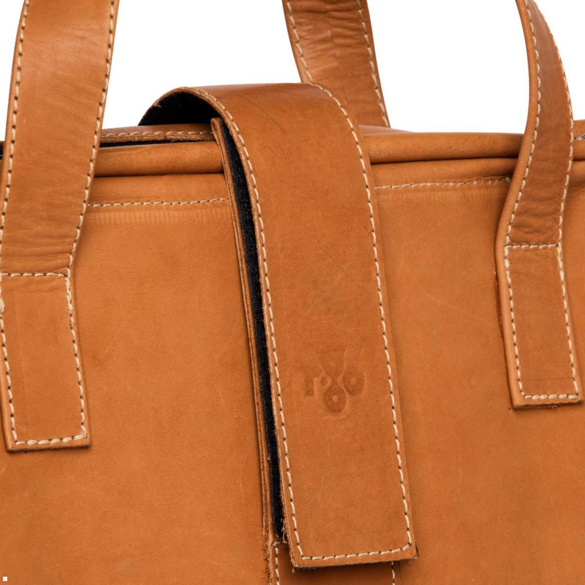 R-Go Viva Laptoptasche mit höhenverstellbarem Laptop Ständer, braun, Detail Lasche R-Go Viva Laptoptasche mit höhenverstellbarem Laptop Ständer, braun, Detail Lasche