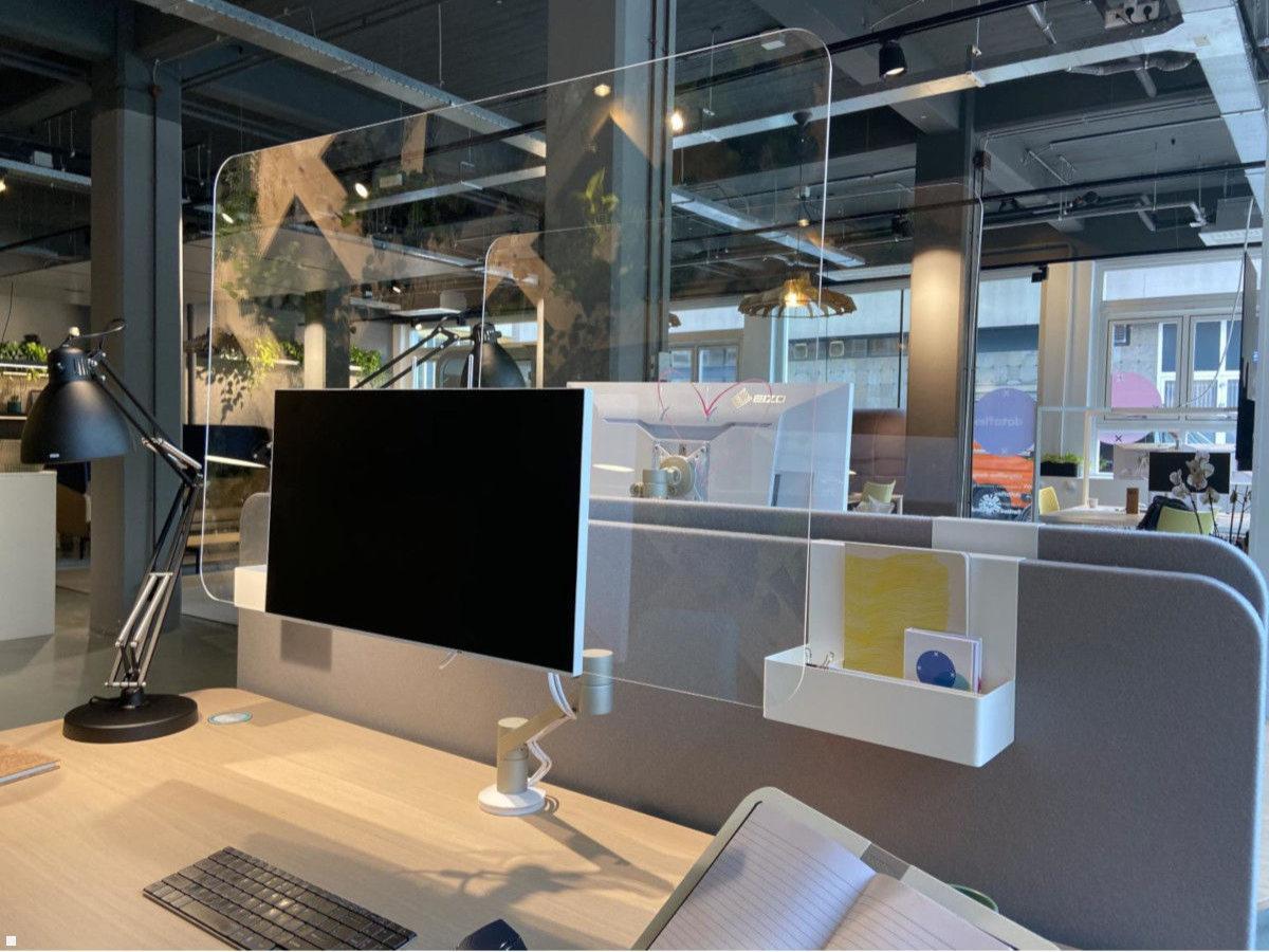 Dataflex Addit Acryl Schutzscheibe / Spuck Schutz an VESA 100x100 (44.310) Dataflex Addit Acryl Schutzscheibe / Spuck Schutz an VESA 100x100 (44.310)