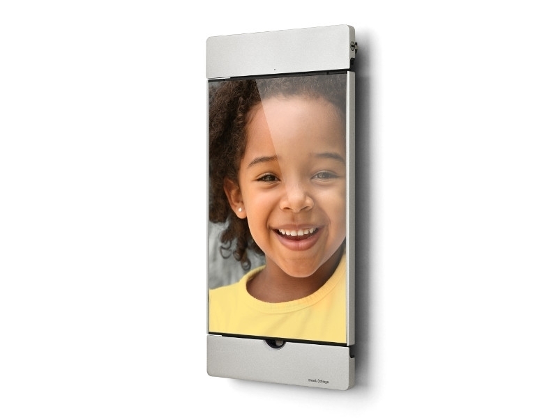 smart things sDock Mini iPad Wandhalterung silber Foto Hochformat smart things sDock Mini iPad Wandhalterung silber Foto Hochformat